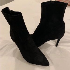 Bleach suede Booties